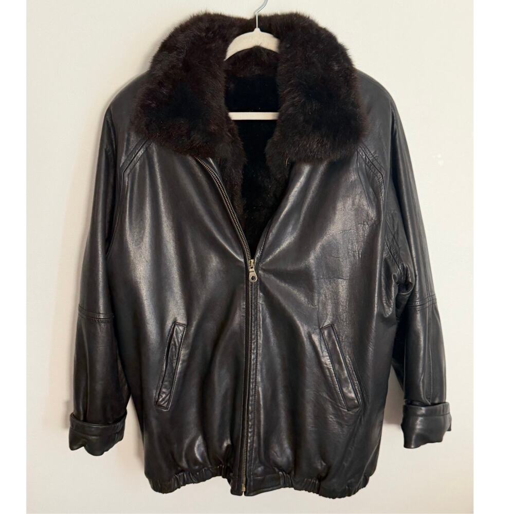 Andrew Marc Leather Bomber jacked with Opossum liner size large